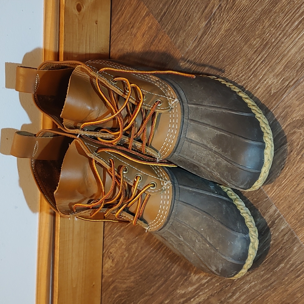 LL Bean men's rain boots.  Size 11W.